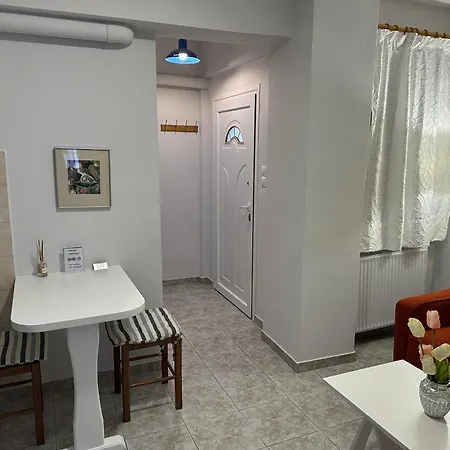 Helena's 2 Appartement *